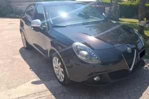 auto alfa giuietta