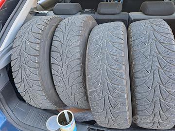Gomme invernali con cerchioni FORD 195/65 R15