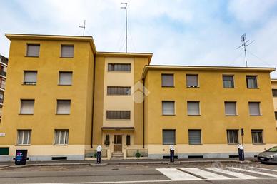 3 LOCALI A TORINO