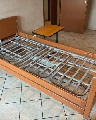 letto medico motorizzato ed accessori