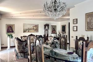 VILLA A SCHIERA A SERIATE