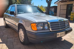 Mercedes w124 200d 