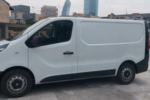 Renault Trafic T27 2.0 dCi MAXI E6 DTEMP