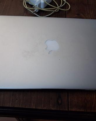 MacBook Air (13 pollici, 2017)