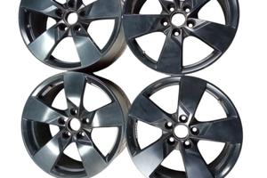 AUDI TT Serie (8J3) (06>14) 4 CERCHI IN LEGA 8S060