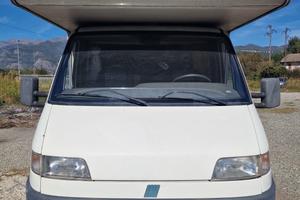 492 MANSARDATO riviera del 1998 in saldo