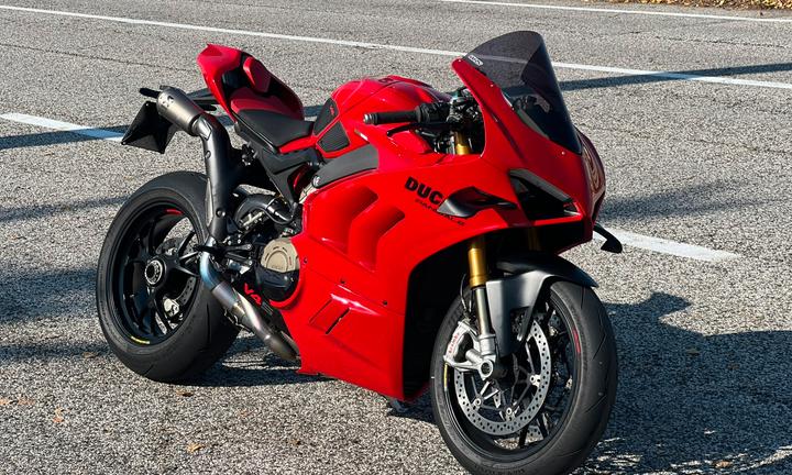 Ducati Panigale v4s