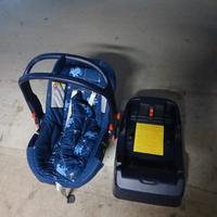 Seggiolino ovetto per macchina