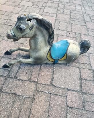 Gioco giocattolo antico cavallo cavallino giostra