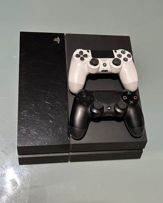 PlayStation 4 (PS4) 500GB + 2 Controller Originali