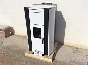 Termostufa ceramica pellet caldaia 29,5 kw no gas