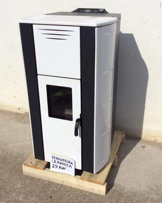 Termostufa ceramica pellet caldaia 29,5 kw no gas
