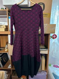 Vestito donna colore nero e viola.