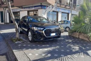 Audi Q3 Sportback 35 2.0 tdi s-tronic 150CV