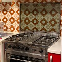Piano a gas con forno integrato