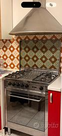 Piano a gas con forno integrato