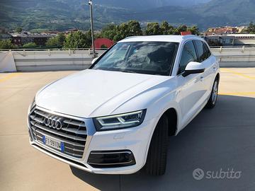 Audi Sline Q5 40 2.0 tdi Sport quattro 4x4 190 E6