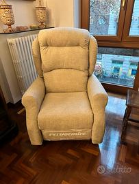 Poltrona per Anziani motorizzata DORA 2.0