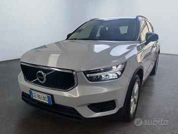 Volvo XC40 T2 Momentum Core