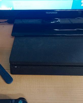 PlayStation 4 con accessori+giochi 