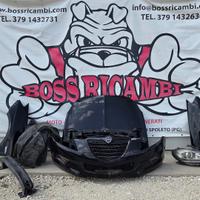 LANCIA DELTA MUSATA COFANO FANALI PARAURTI