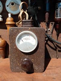 Vecchi componenti elettrici