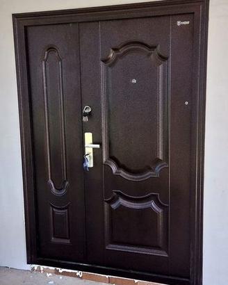 Porta blindata esterno casa protezione UV