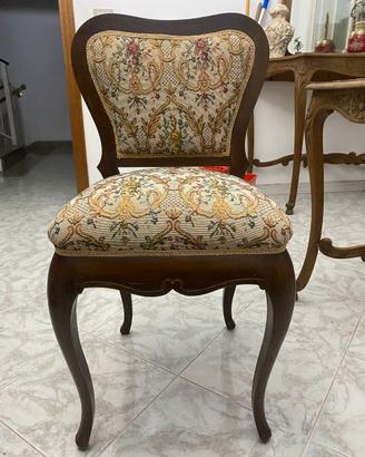 divanetto poltrone e tavolino etc