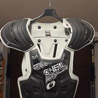Protezione busto e spalle  marca Oneal
