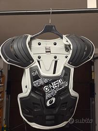 Protezione busto e spalle  marca Oneal