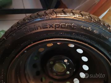 2 PNEUMATICI UNIROYAL CON CERCHIO - 165/60 R14 T