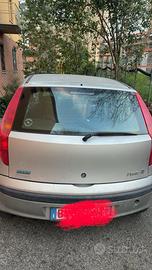 Fiat Punto 1.2 benzina 2001 – 160.000 km