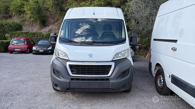 Peugeot Boxer 335 2.2 HDi/130CV FAP 4x4 PLM-TM Fur