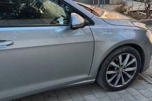 VOLKSWAGEN Golf 1.6 TDI 110 CV DSG 5P