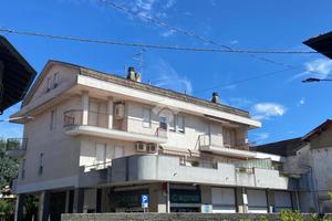 3 LOCALI A SAMARATE