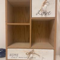 Mobiletto in legno stile shabby chic con cassetti
