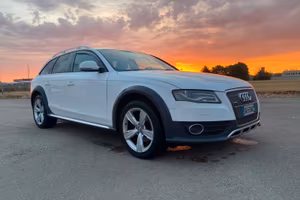 Audi allroad a4 2.0  cambio manuale 2009