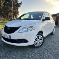 Lancia Ypsilon 1.0 Hybrid*NEOPATENTATI*UNIPRO*