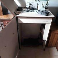 Macchina da cucire elettrica Singer