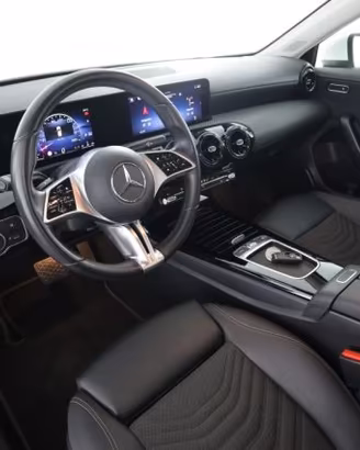MERCEDES-BENZ A 180 A 180 d Automatic Advanced