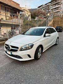 Mercedes-Benz Classe A 180 (Premium)