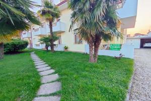 Spazioso appartamento tricamere con cantina e g...