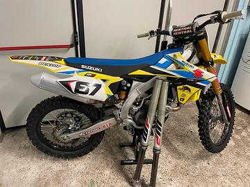 Motocross Suzuki Rmz 450 Cross Puro.