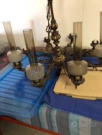 Lampadario in bronzo dorato