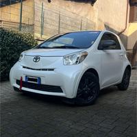 Toyota iQ 1.0 Sol CVT