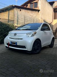 Toyota iQ 1.0 Sol CVT