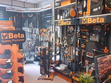 INTERI ESPOSITORI VUOTI PER ARREDAMENTO UTENSILI