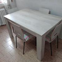 Tavolo cucina + 4 sedie