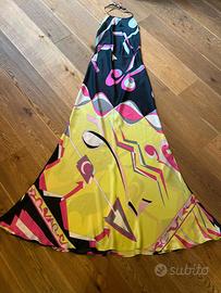 Abito marca Emilio Pucci