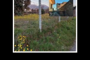 Terreno in viale privato